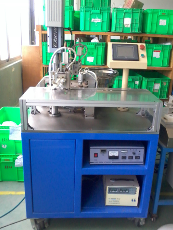 Ultrasonic automatic welding machine